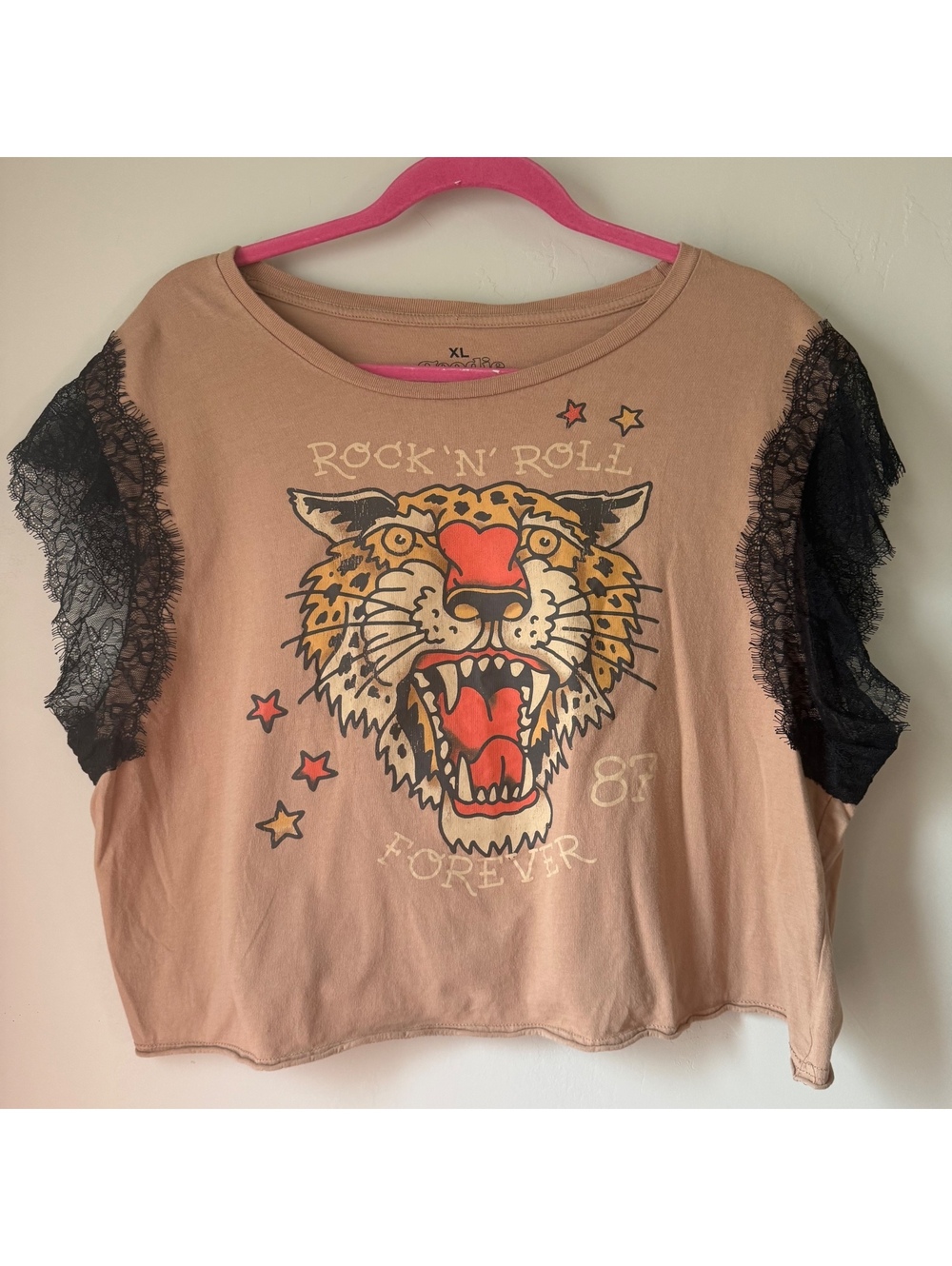 Goodie Two Sleeves Rock N Roll Tee | XL